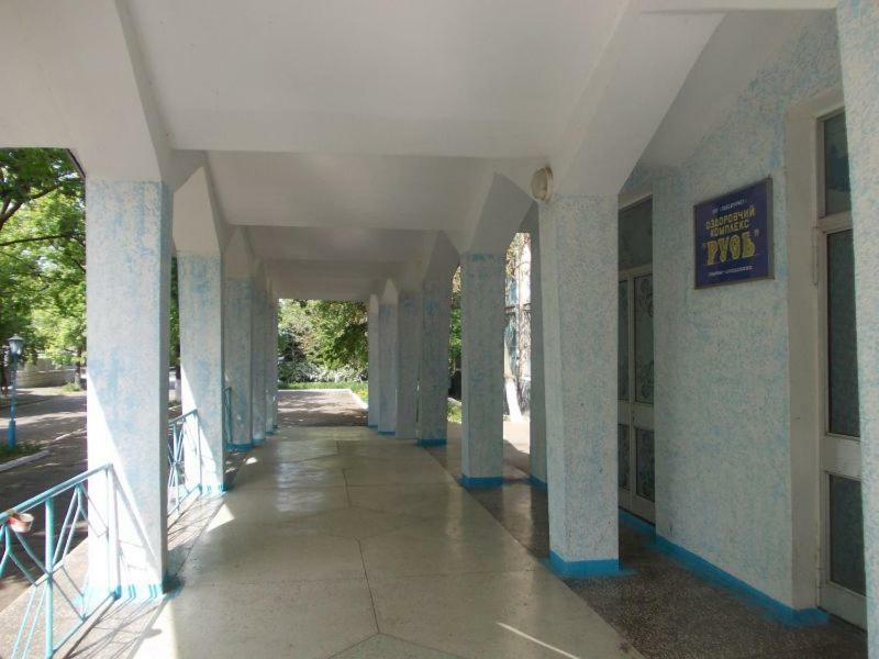 Отель Русь Bilhorod-Dnistrovsʼkyy Exterior foto